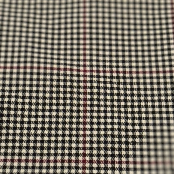 Hollister Houndstooth Ultra High Waisted A-Line Mini Skirt - Picture 3 of 7